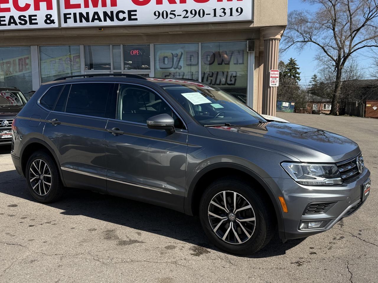 2018 Volkswagen Tiguan SEL 4MOTION    Navi   Pano Roof   Htd Seats Photo