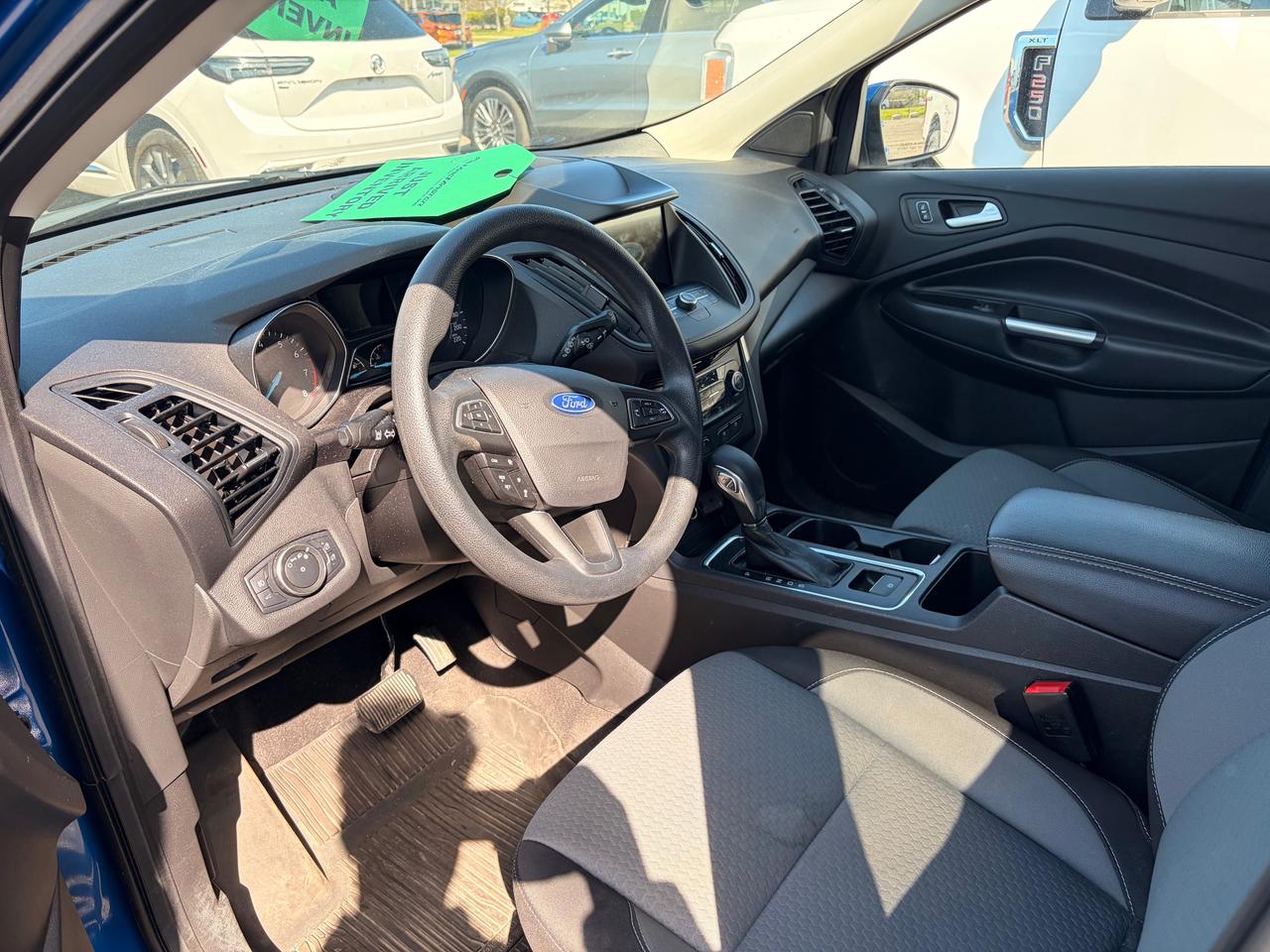 2019 Ford Escape SE 4dr 4x4 Photo4