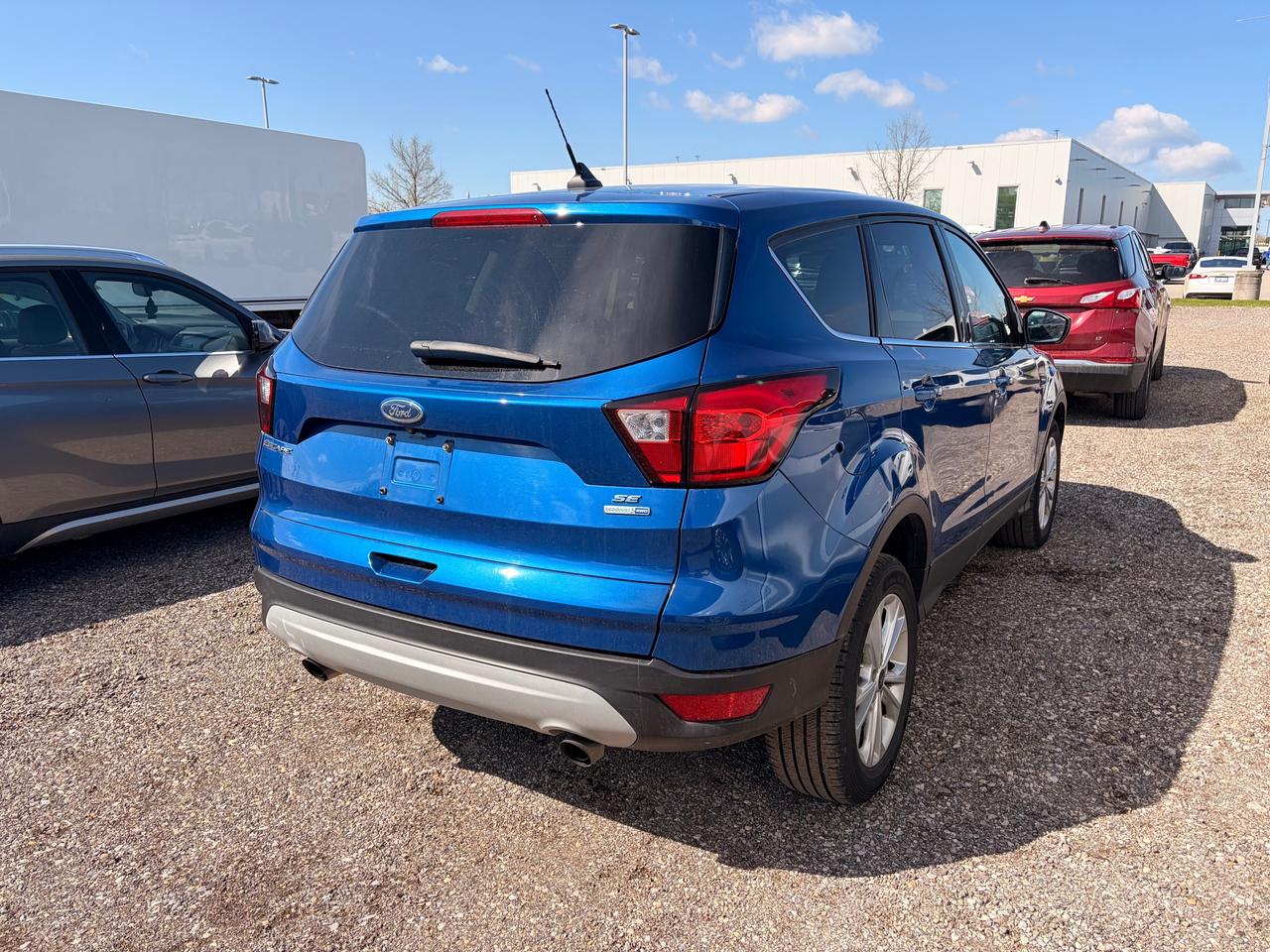 2019 Ford Escape SE 4dr 4x4 Photo2