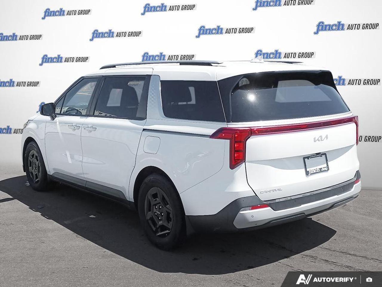 2025 Kia Carnival  Photo3