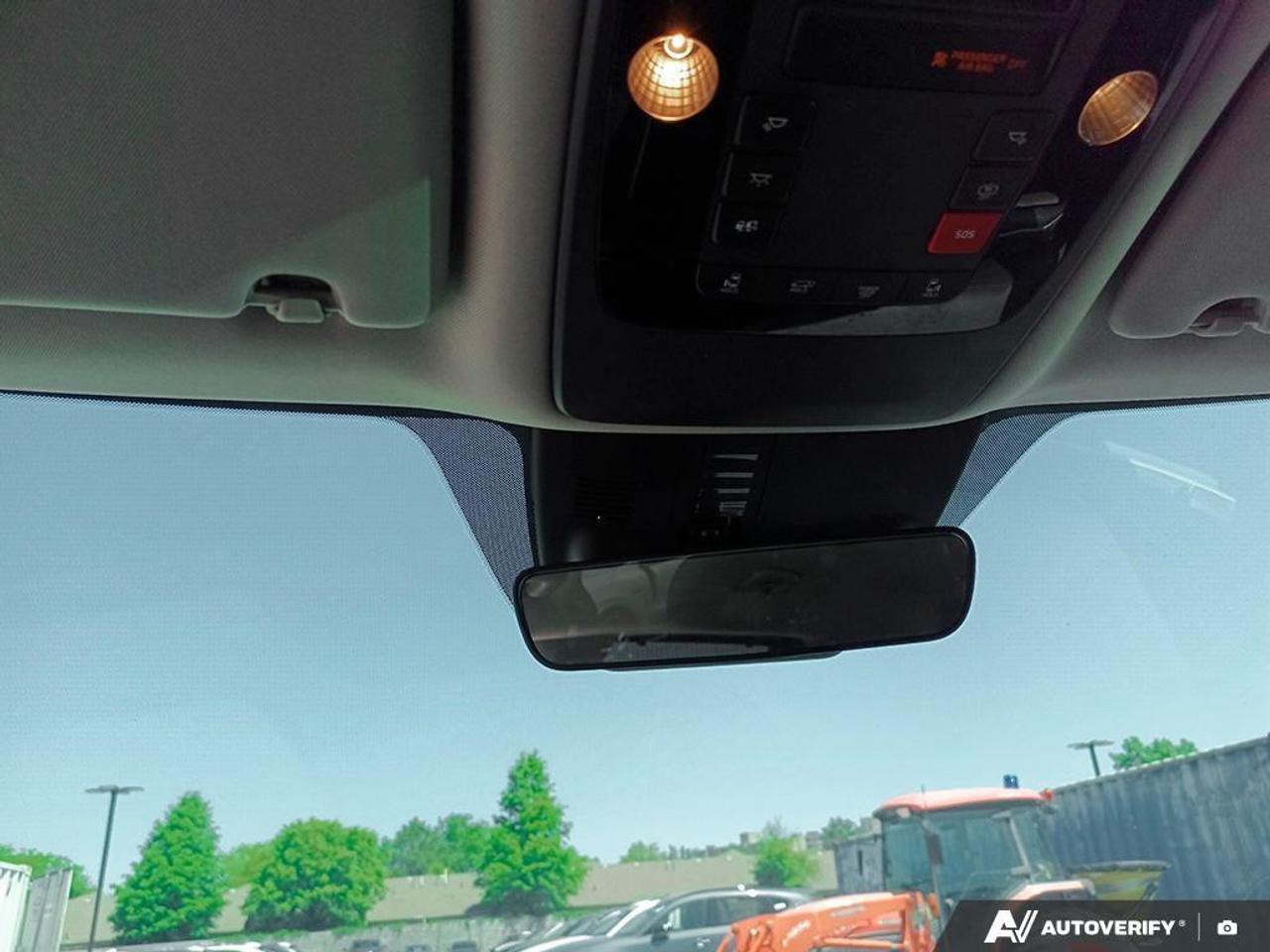 2025 Kia Carnival  Photo