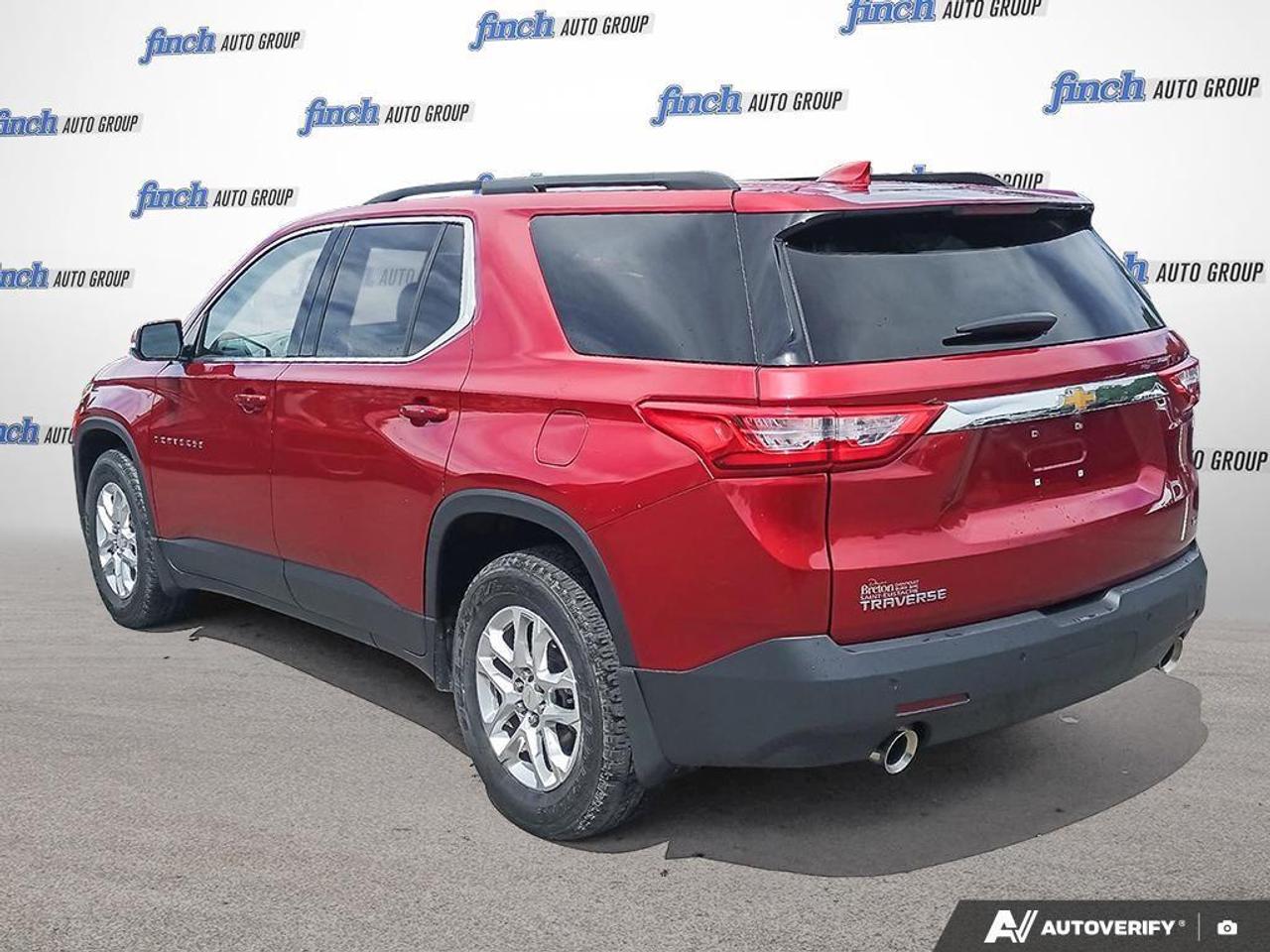 2019 Chevrolet Traverse LT Cloth w/1LT Front-Wheel Drive Photo