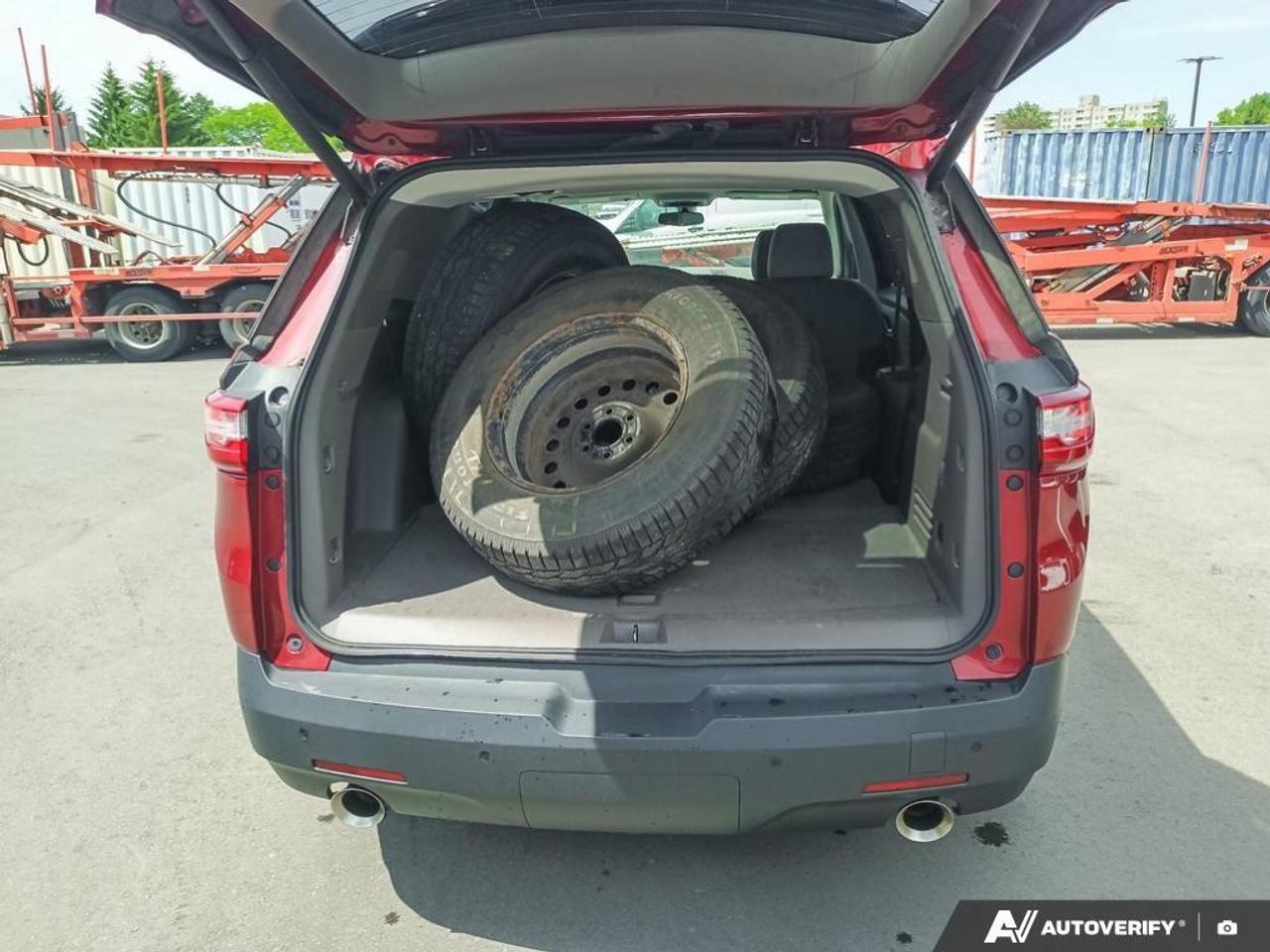 2019 Chevrolet Traverse LT Cloth w/1LT Front-Wheel Drive Photo
