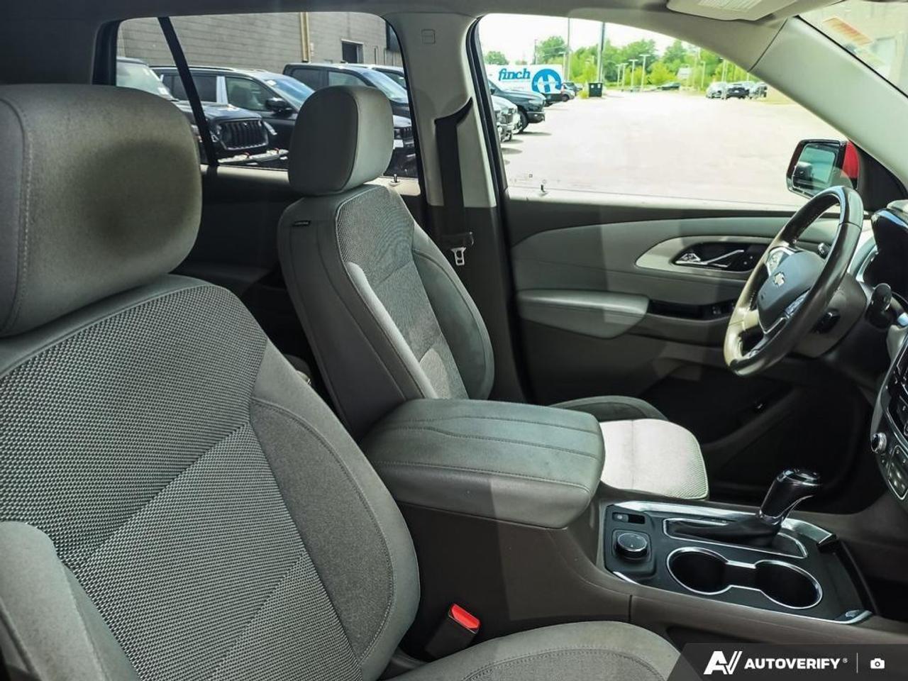 2019 Chevrolet Traverse LT Cloth w/1LT Front-Wheel Drive Photo