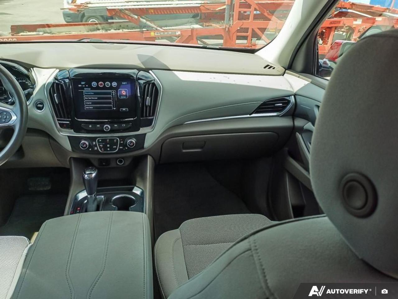 2019 Chevrolet Traverse LT Cloth w/1LT Front-Wheel Drive Photo
