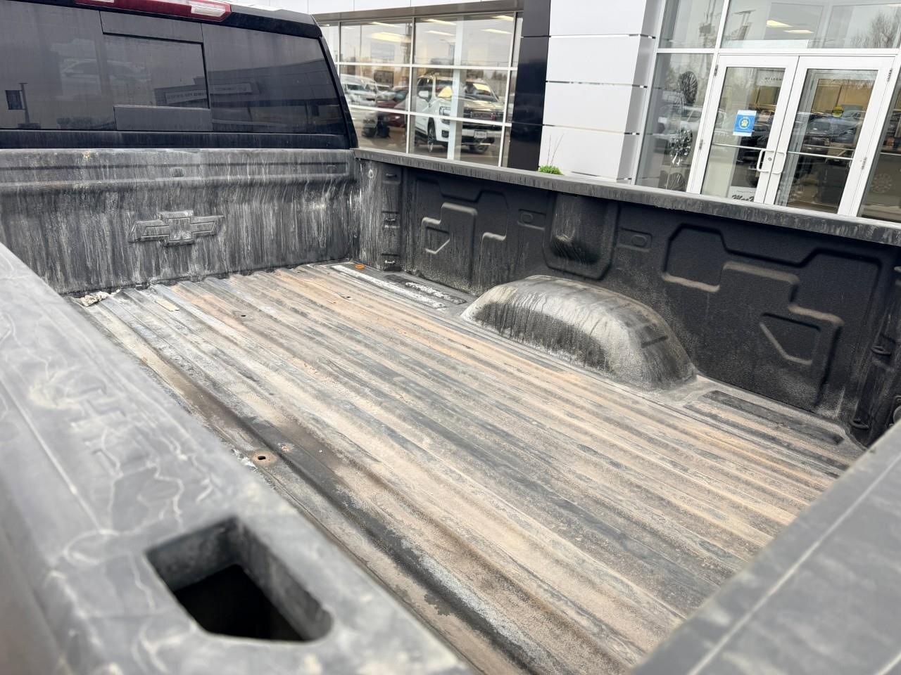 2024 Chevrolet Silverado 3500HD LTLT, 6.6L V8 DIESEL, 4X4, Z71, 8FT BOX, 1-OWNER, Photo