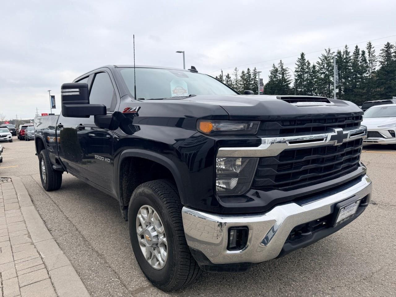 2024 Chevrolet Silverado 3500HD LTLT, 6.6L V8 DIESEL, 4X4, Z71, 8FT BOX, 1-OWNER, Photo