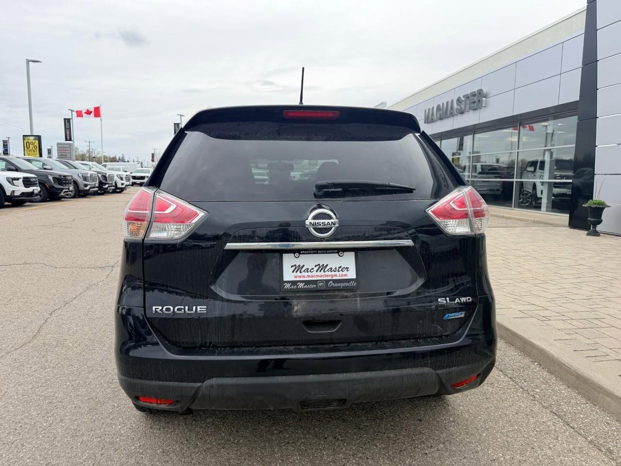 2015 Nissan Rogue SLSL, 2.7L 4-CYL, AWD, ALLOYS, LEATHER, NAV, BOSE, Photo
