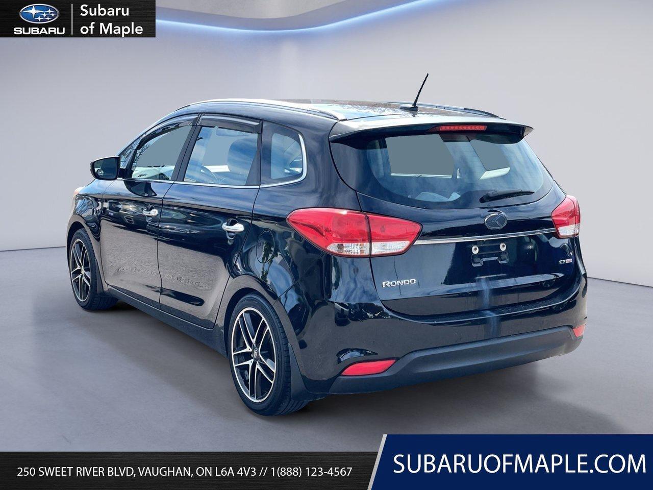 2014 Kia Rondo  Photo3