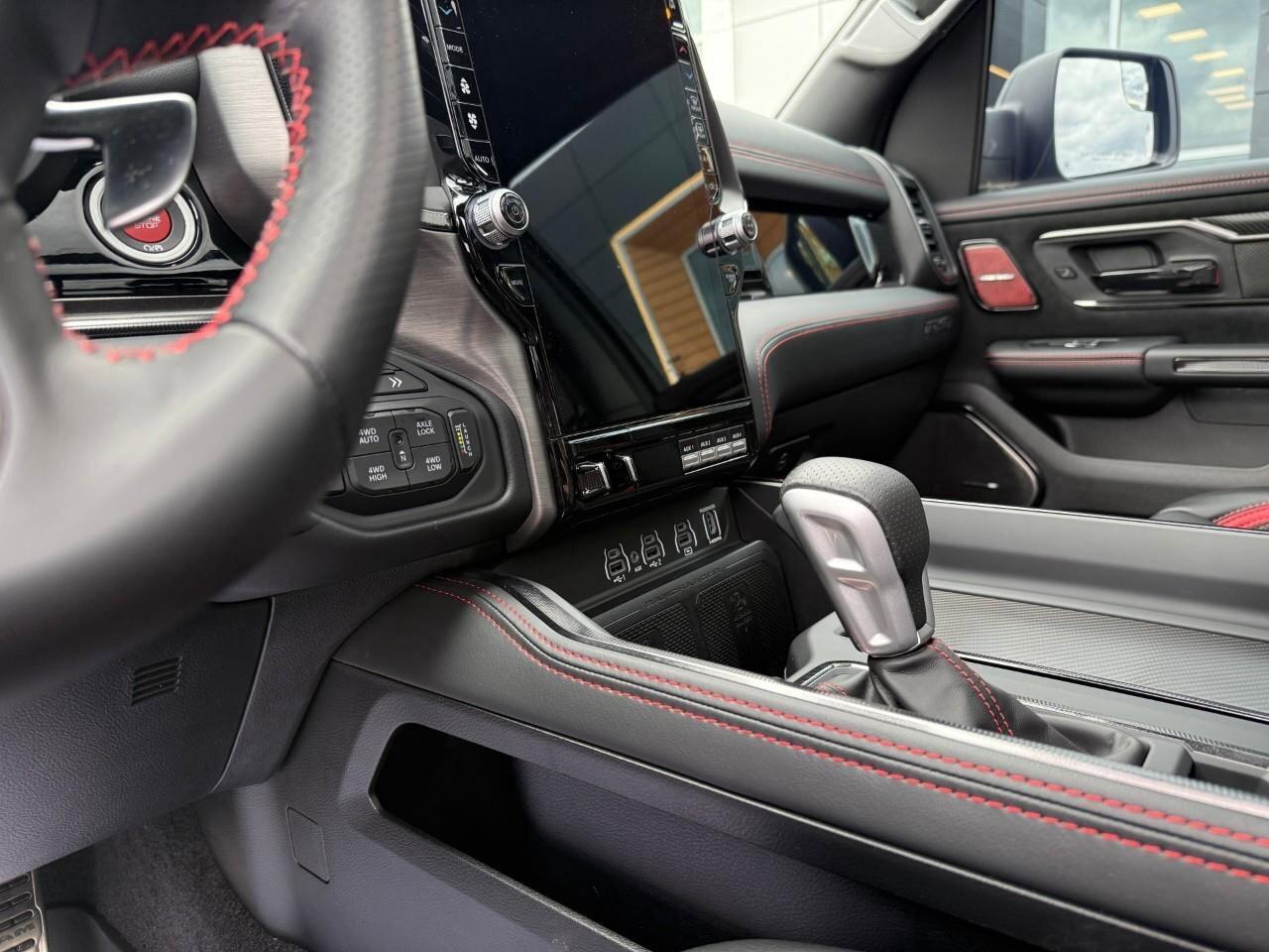 2025 RAM 1500  Photo