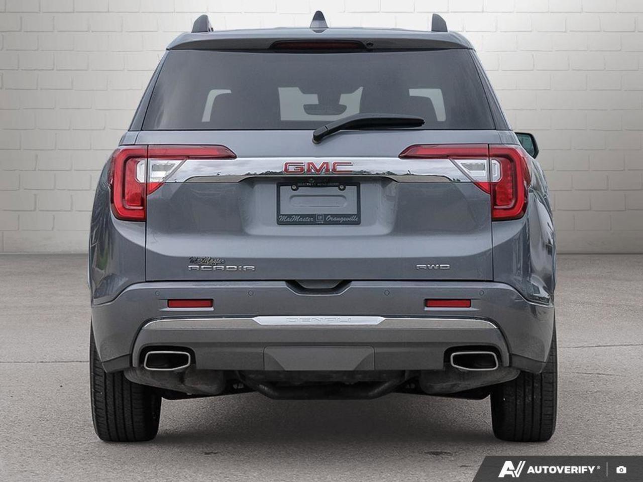 2021 GMC Acadia DenaliDENALI, 3.6L V6, AWD, ALLOYS, LEATHER, MACMA Photo