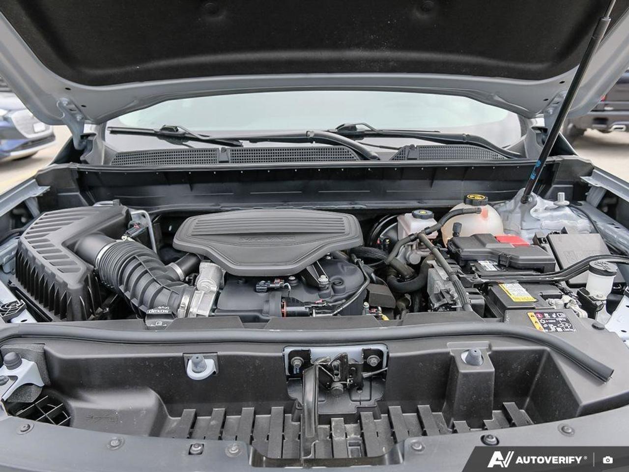 2021 GMC Acadia DenaliDENALI, 3.6L V6, AWD, ALLOYS, LEATHER, MACMA Photo