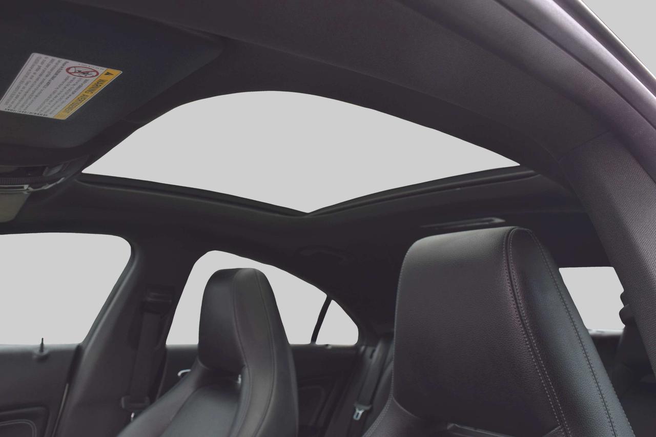 2018 Mercedes-Benz CLA-Class CLA250 4MATIC Navi Panoramic Sunroof Photo