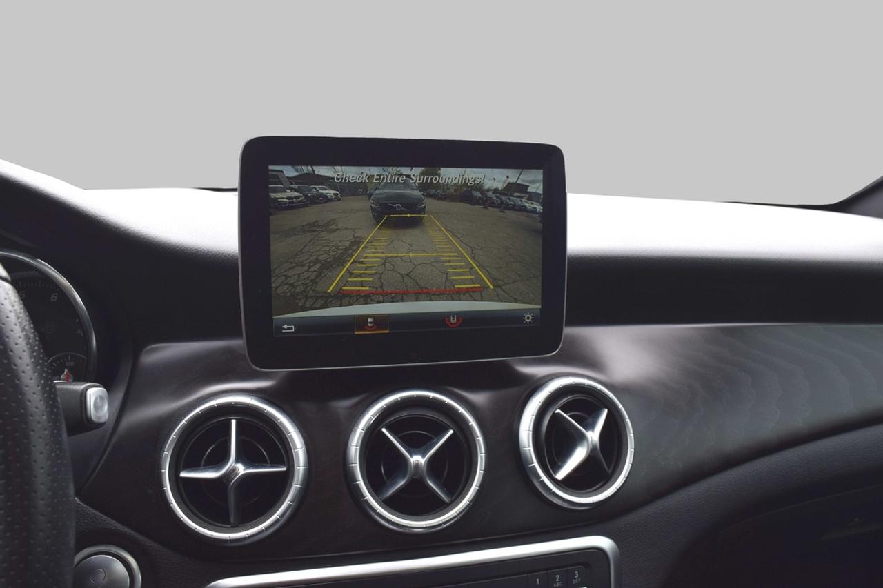 2018 Mercedes-Benz CLA-Class CLA250 4MATIC Navi Panoramic Sunroof Photo
