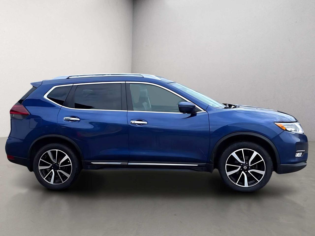 2018 Nissan Rogue SL Leather Navi Panoramic Sunroof Photo