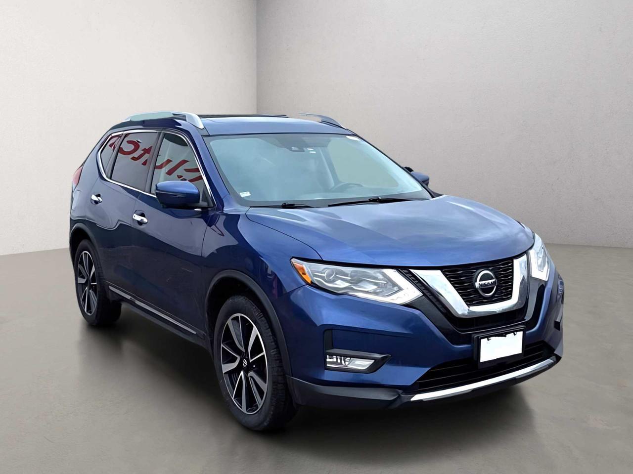 2018 Nissan Rogue SL Leather Navi Panoramic Sunroof Photo