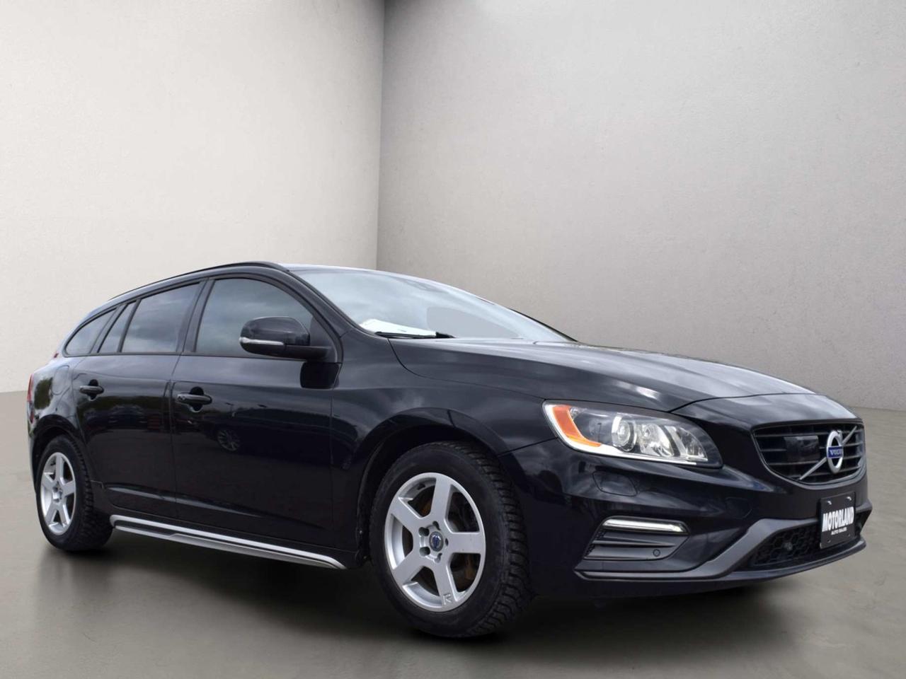 2018 Volvo V60 Dynamic AWD Navigation Photo2