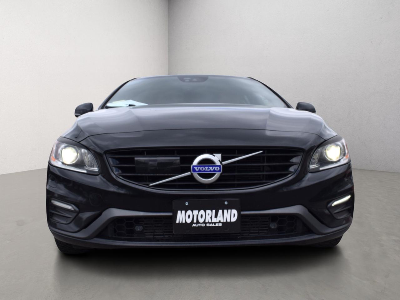 2018 Volvo V60 Dynamic AWD Navigation Photo