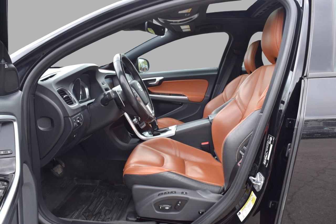 2018 Volvo V60 Dynamic AWD Navigation Photo