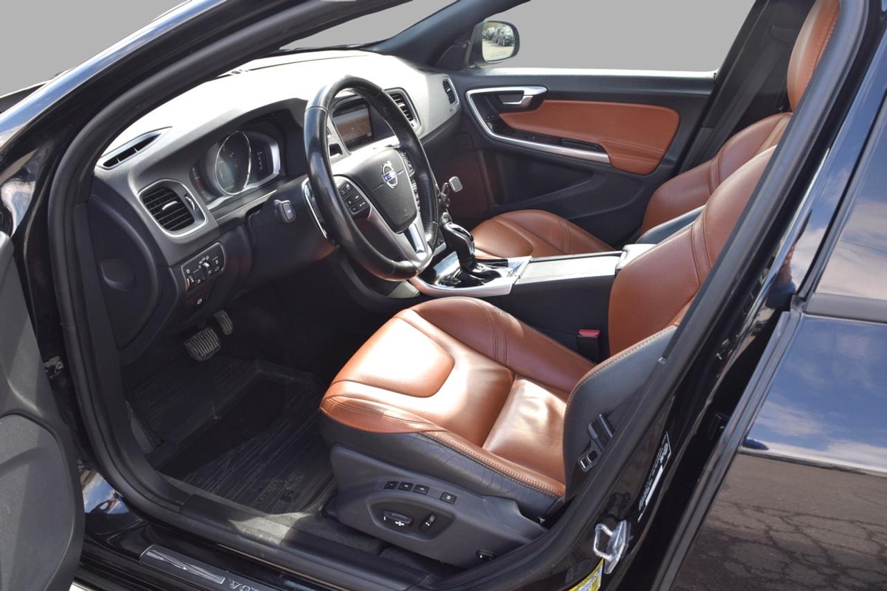 2018 Volvo V60 Dynamic AWD Navigation Photo