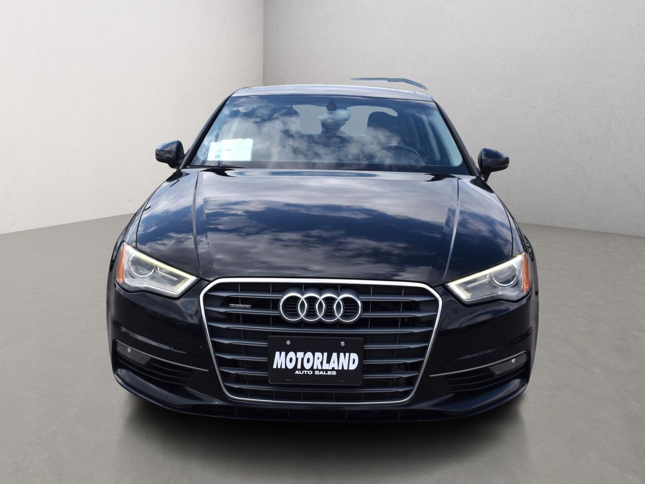 2016 Audi A3 Komfort AWD Panoramic Sunroof Photo