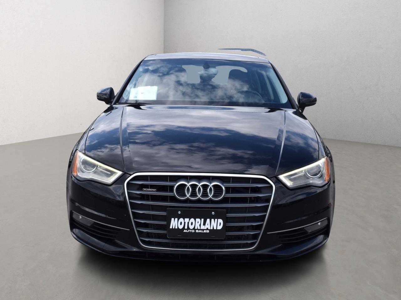 2016 Audi A3 Komfort AWD Panoramic Sunroof Photo