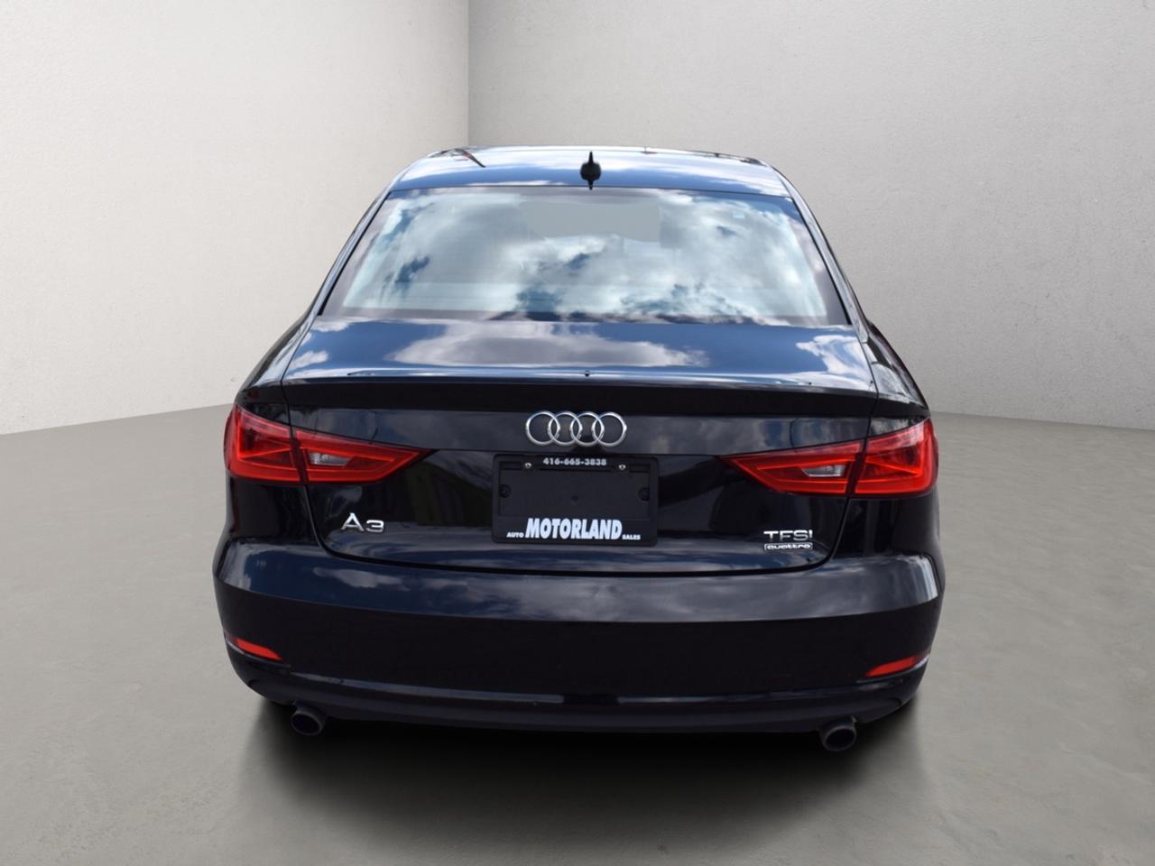 2016 Audi A3 Komfort AWD Panoramic Sunroof Photo4