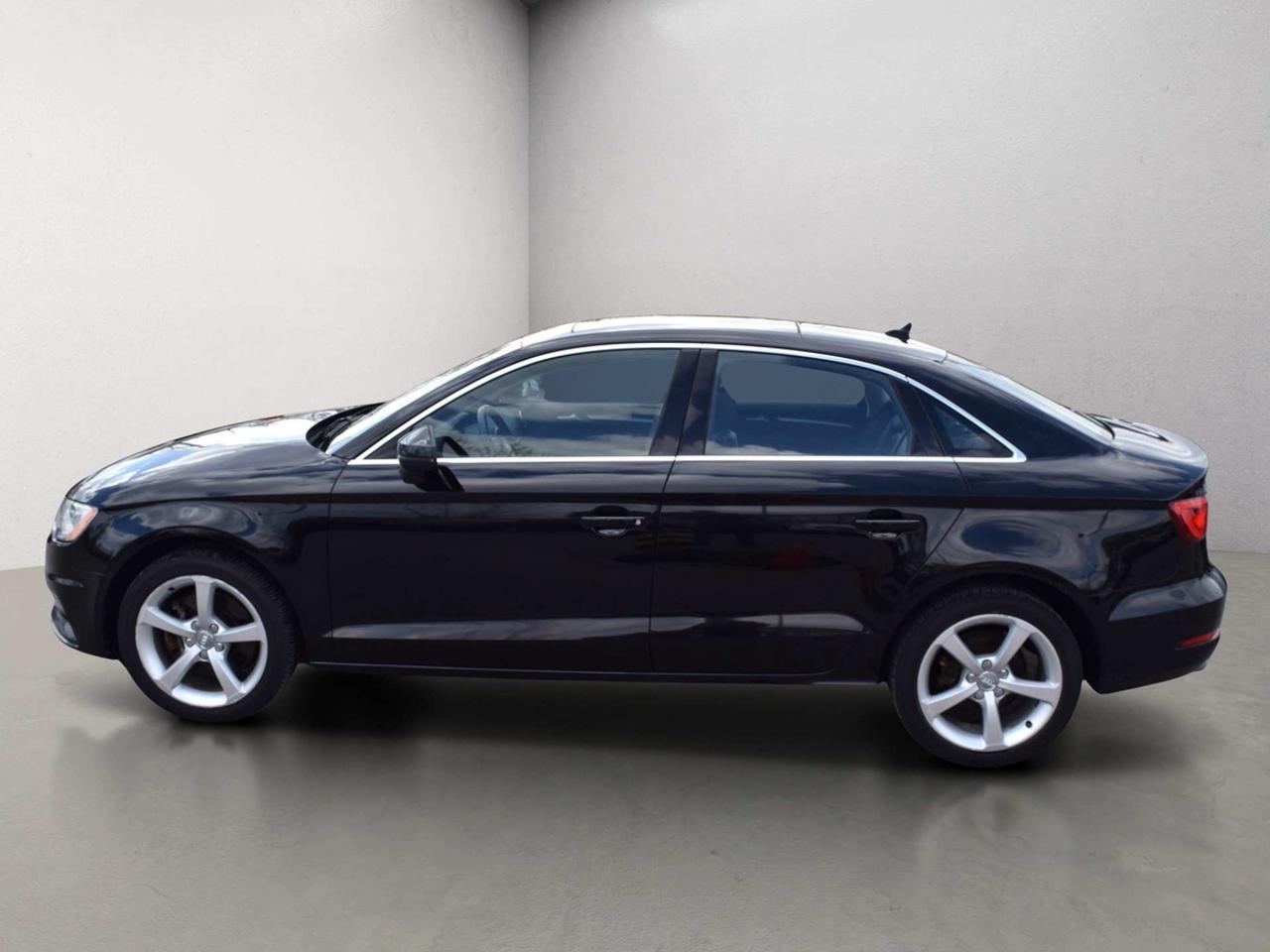 2016 Audi A3 Komfort AWD Panoramic Sunroof Photo