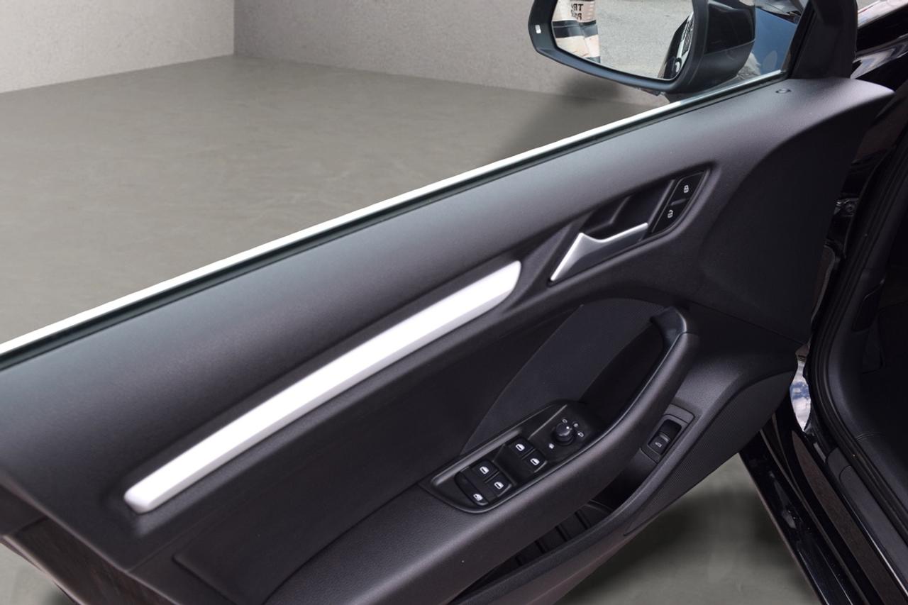 2016 Audi A3 Komfort AWD Panoramic Sunroof Photo