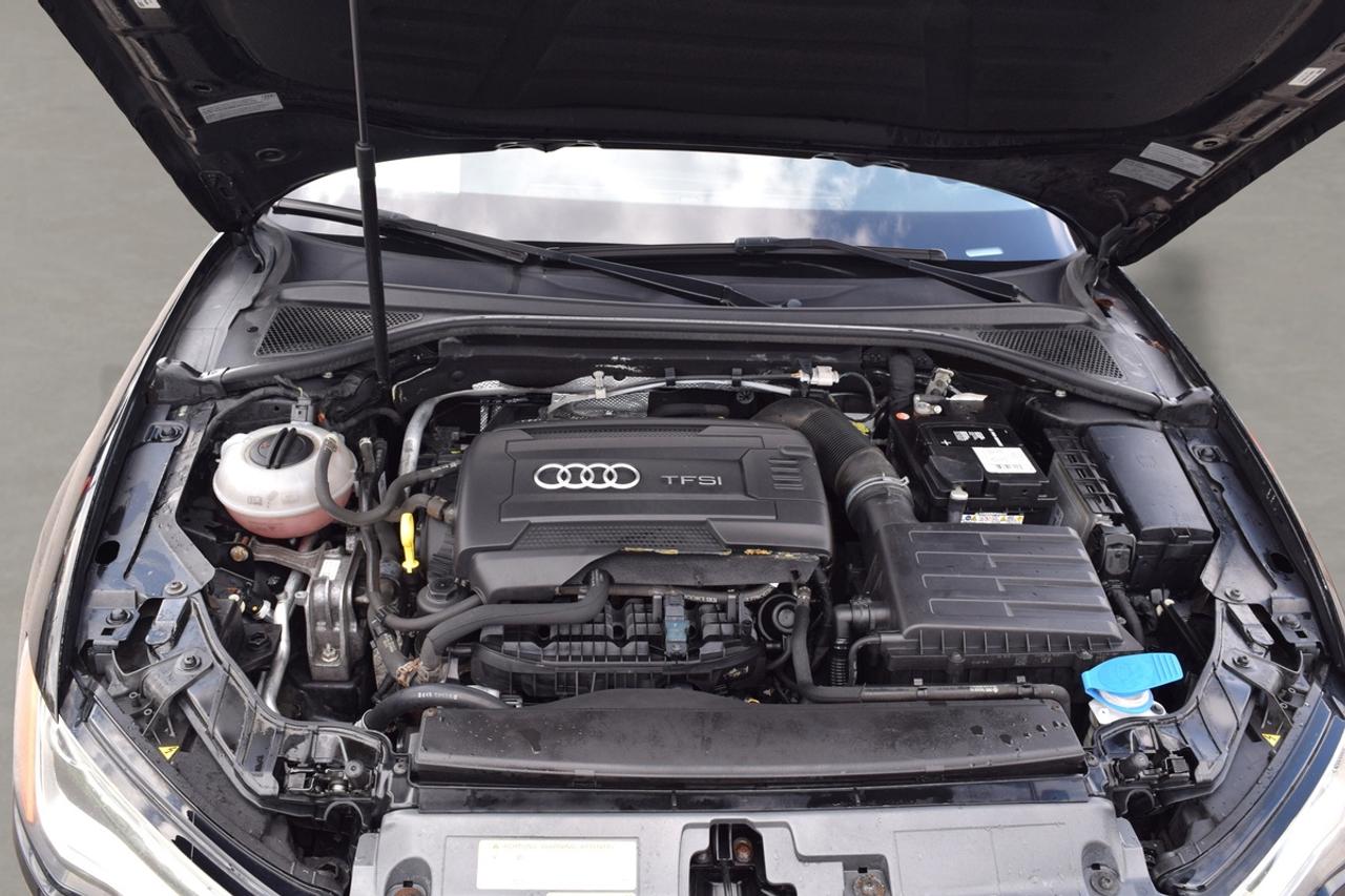 2016 Audi A3 Komfort AWD Panoramic Sunroof Photo
