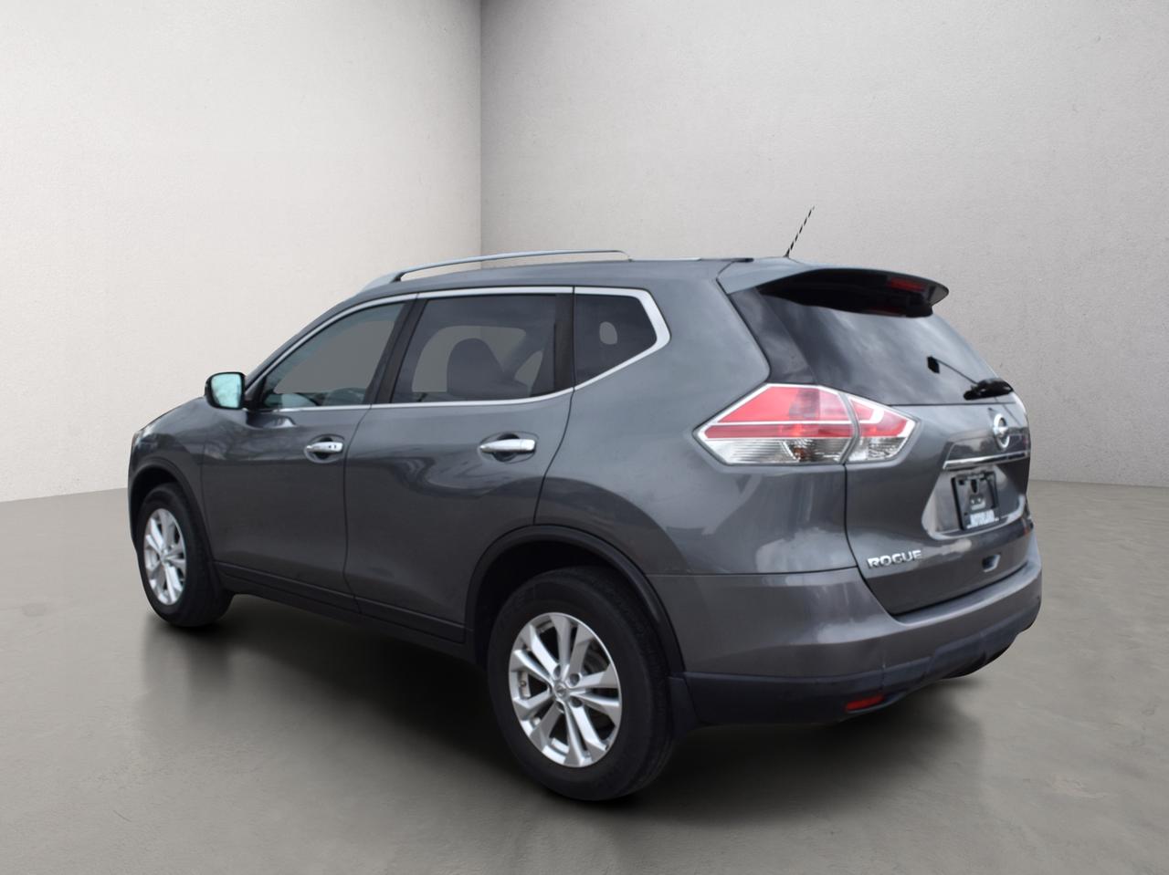 2016 Nissan Rogue SV AWD BACK UP CAMERA Photo