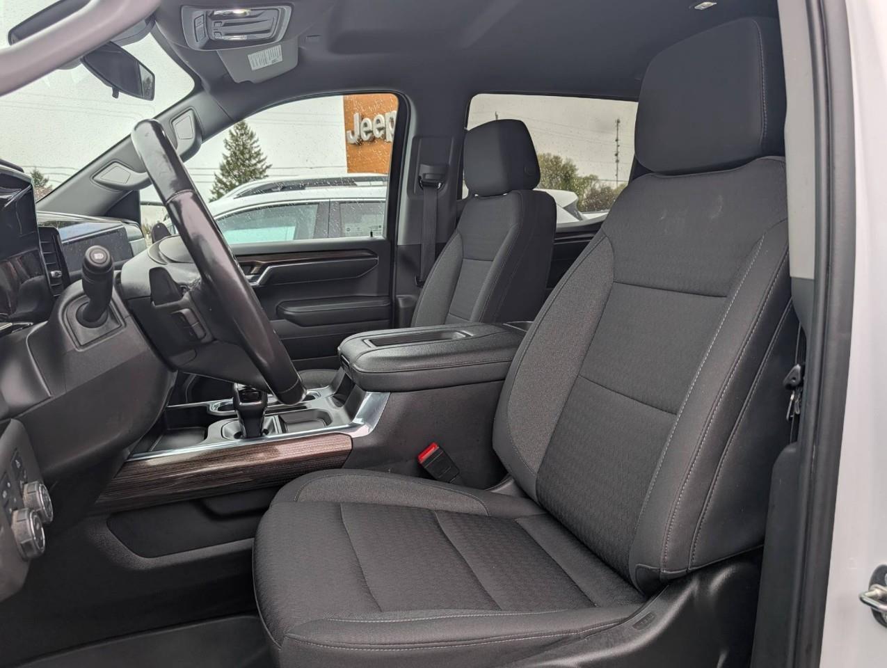 2022 Chevrolet Silverado 1500 LT Trail Boss One owner/ No accidents Photo