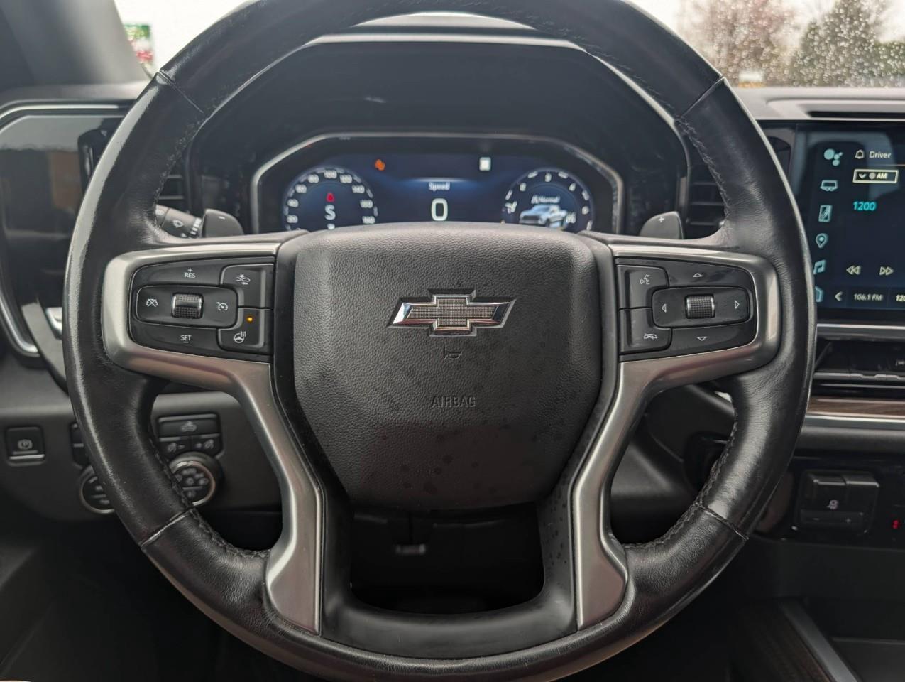 2022 Chevrolet Silverado 1500 LT Trail Boss One owner/ No accidents Photo