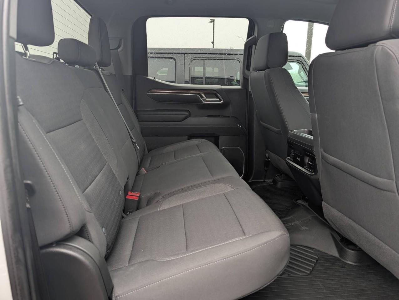 2022 Chevrolet Silverado 1500 LT Trail Boss One owner/ No accidents Photo