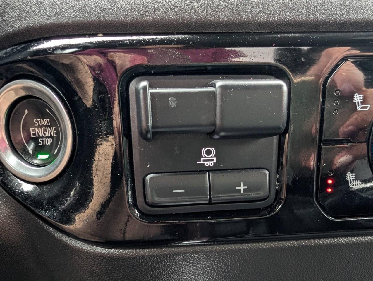 2022 Chevrolet Silverado 1500 LT Trail Boss One owner/ No accidents Photo