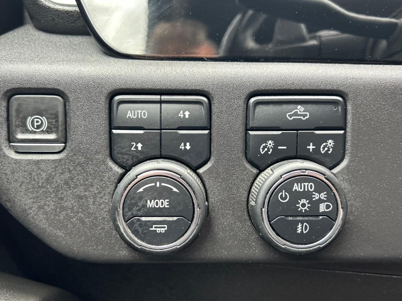 2022 Chevrolet Silverado 1500 LT Trail Boss One owner/ No accidents Photo