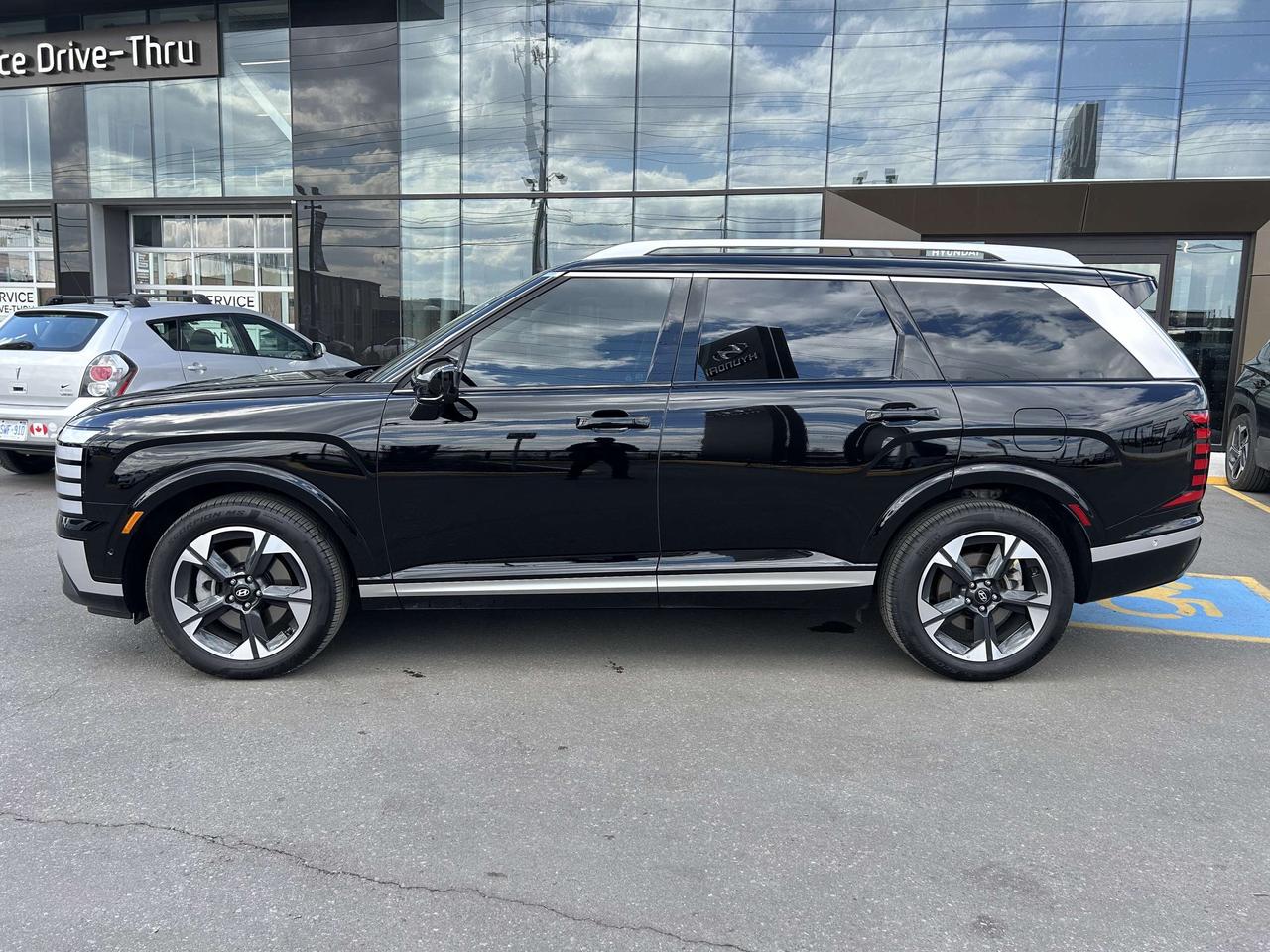 2026 Hyundai Palisade Hybrid CERTIFIED PRE-OWNED   Luxury Hybrid AWD Photo1