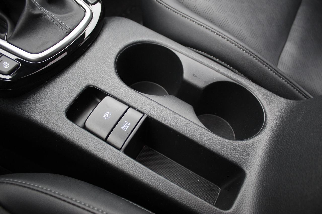 2023 Kia Seltos SX Turbo/ LEATHER/ HEATED/COOLED SEATS/ POWER SEAT Photo