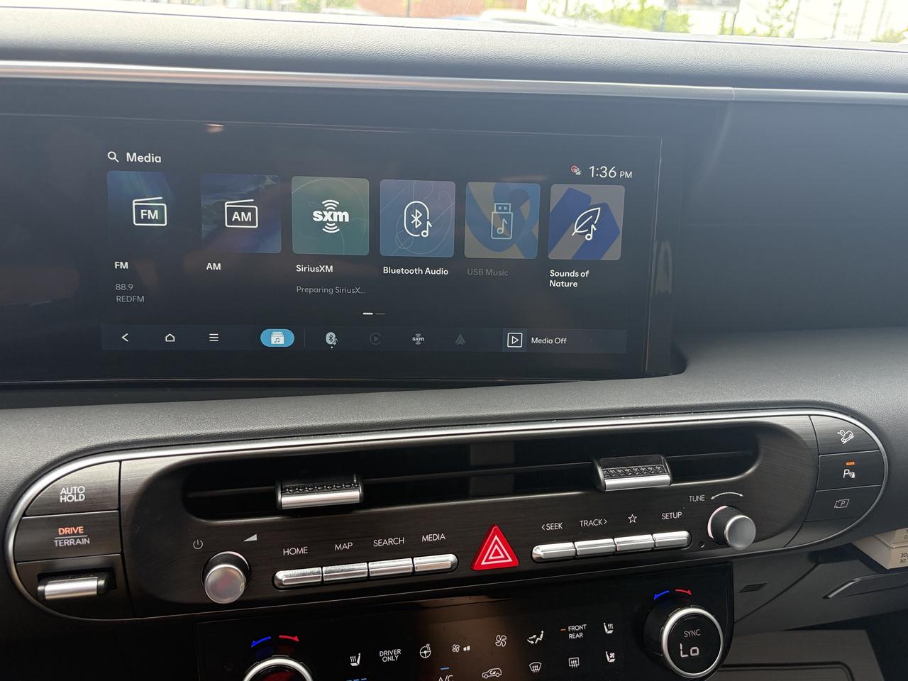 2026 Hyundai Palisade Hybrid CERTIFIED PRE-OWNED   Luxury Hybrid AWD Photo