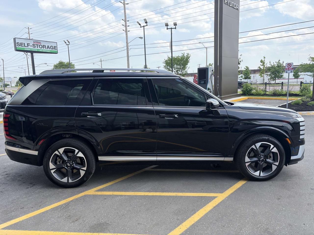 2026 Hyundai Palisade Hybrid CERTIFIED PRE-OWNED   Luxury Hybrid AWD Photo