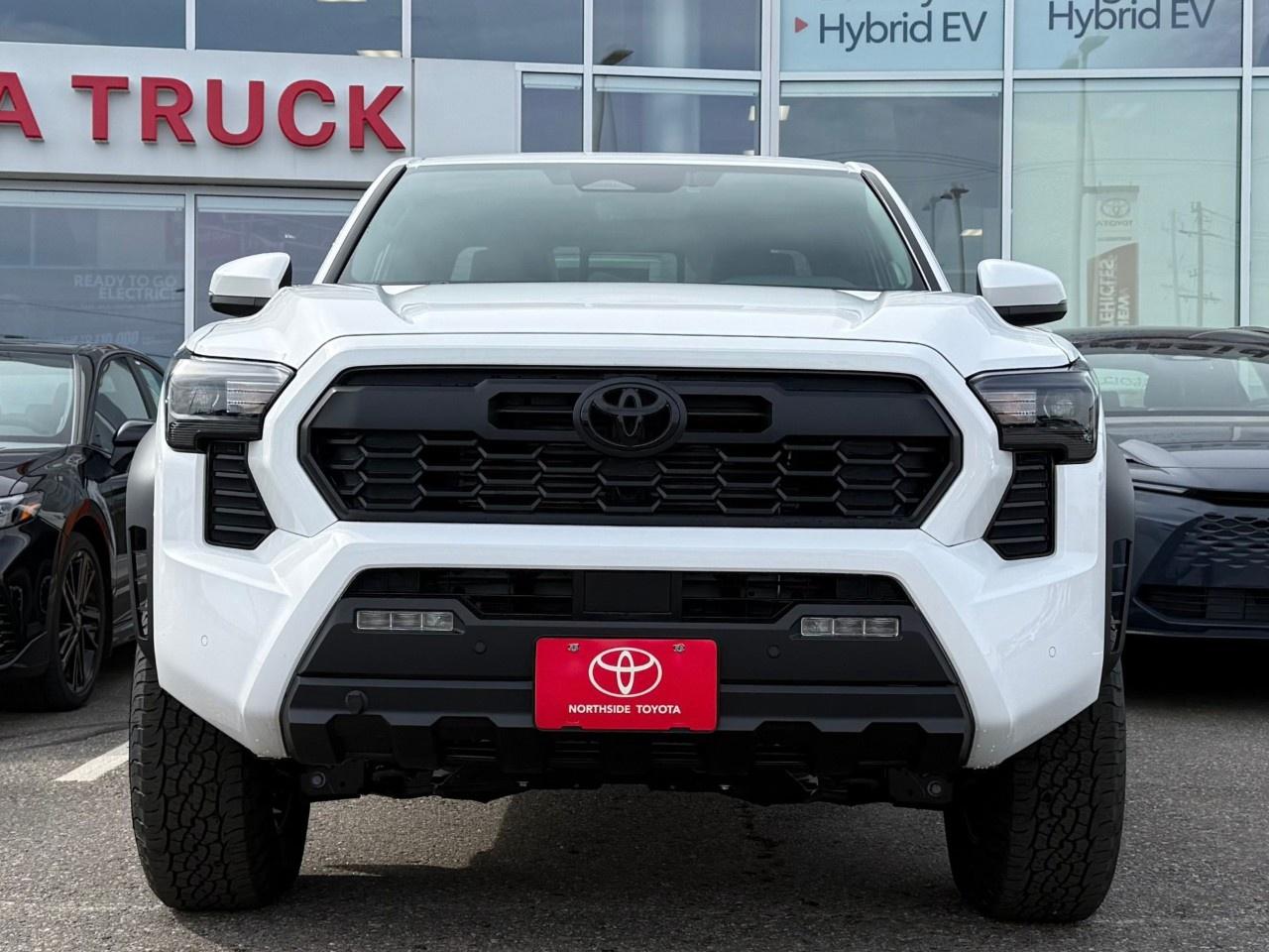 2026 Toyota Tacoma 4x4 Double Cab Auto Photo1