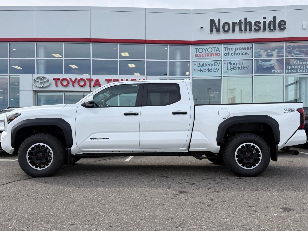 2026 Toyota Tacoma 4x4 Double Cab Auto Photo2