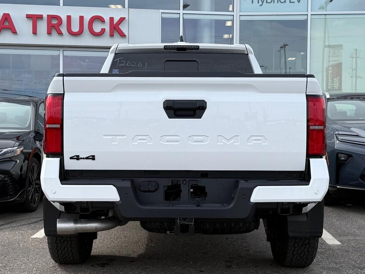 2026 Toyota Tacoma 4x4 Double Cab Auto Photo