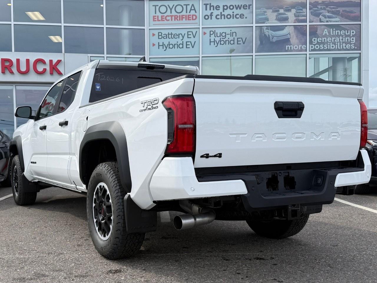 2026 Toyota Tacoma 4x4 Double Cab Auto Photo