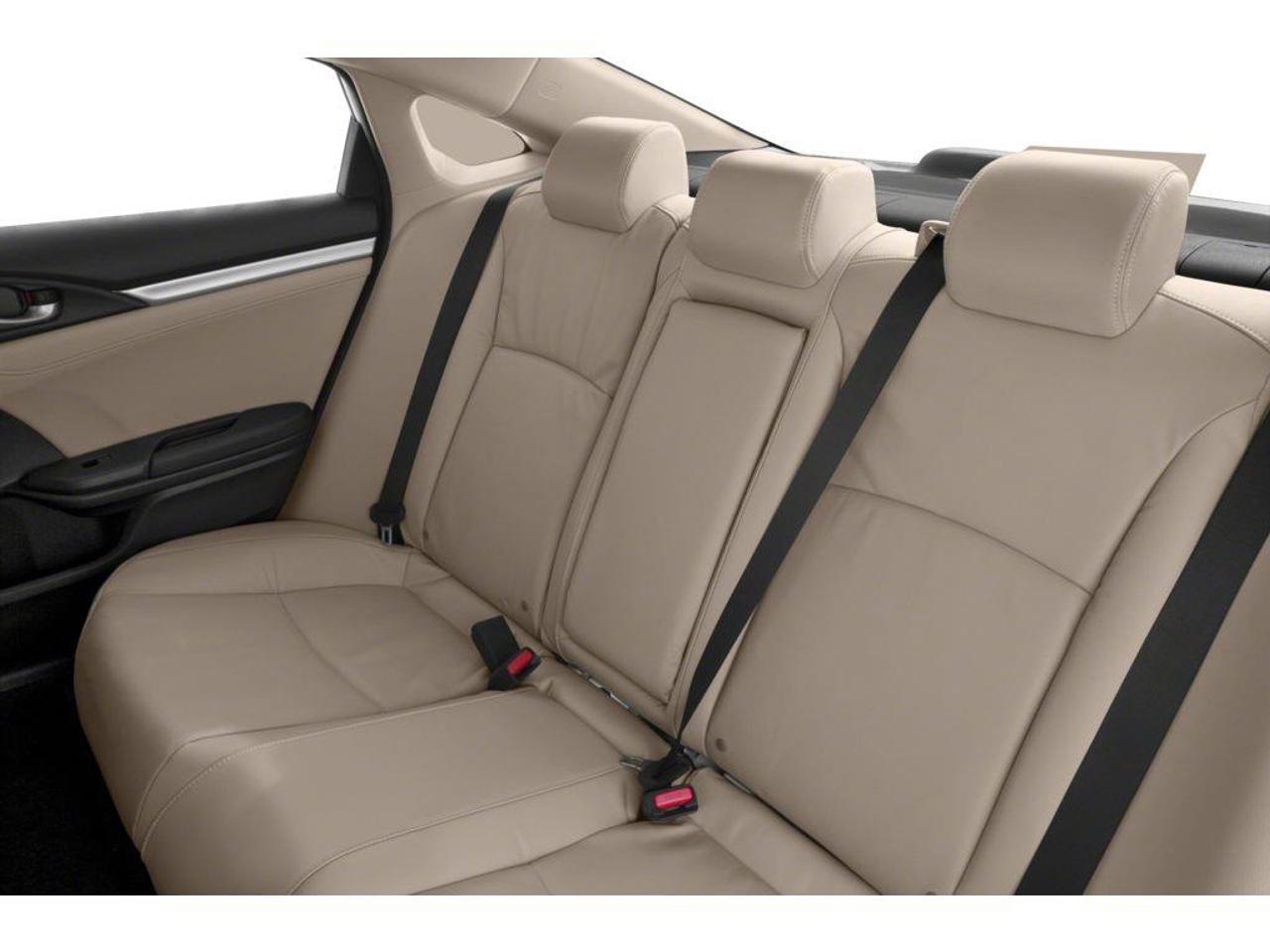 2018 Honda Civic Touring (CVT) 4dr Sedan Photo