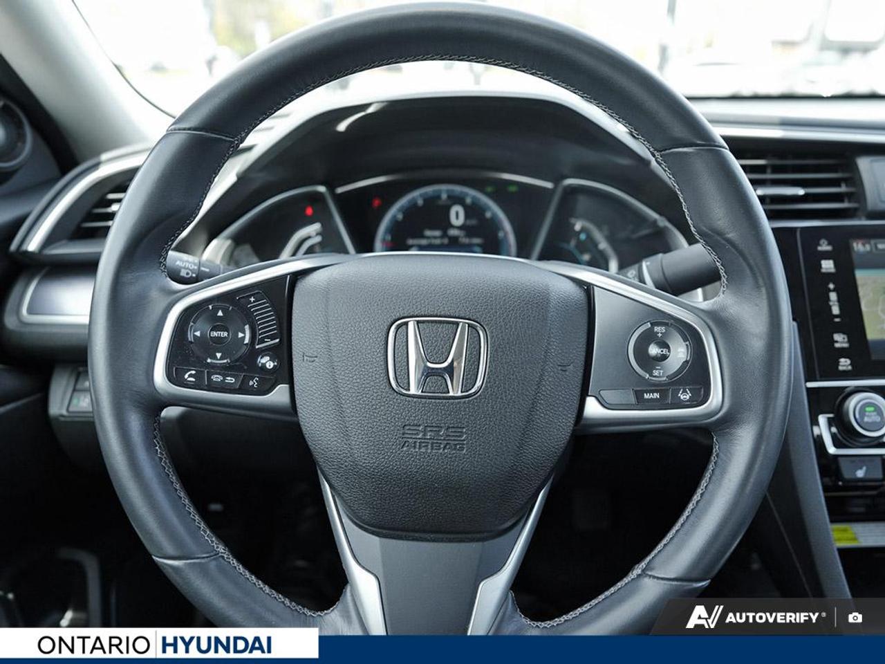 2018 Honda Civic Touring (CVT) 4dr Sedan Photo