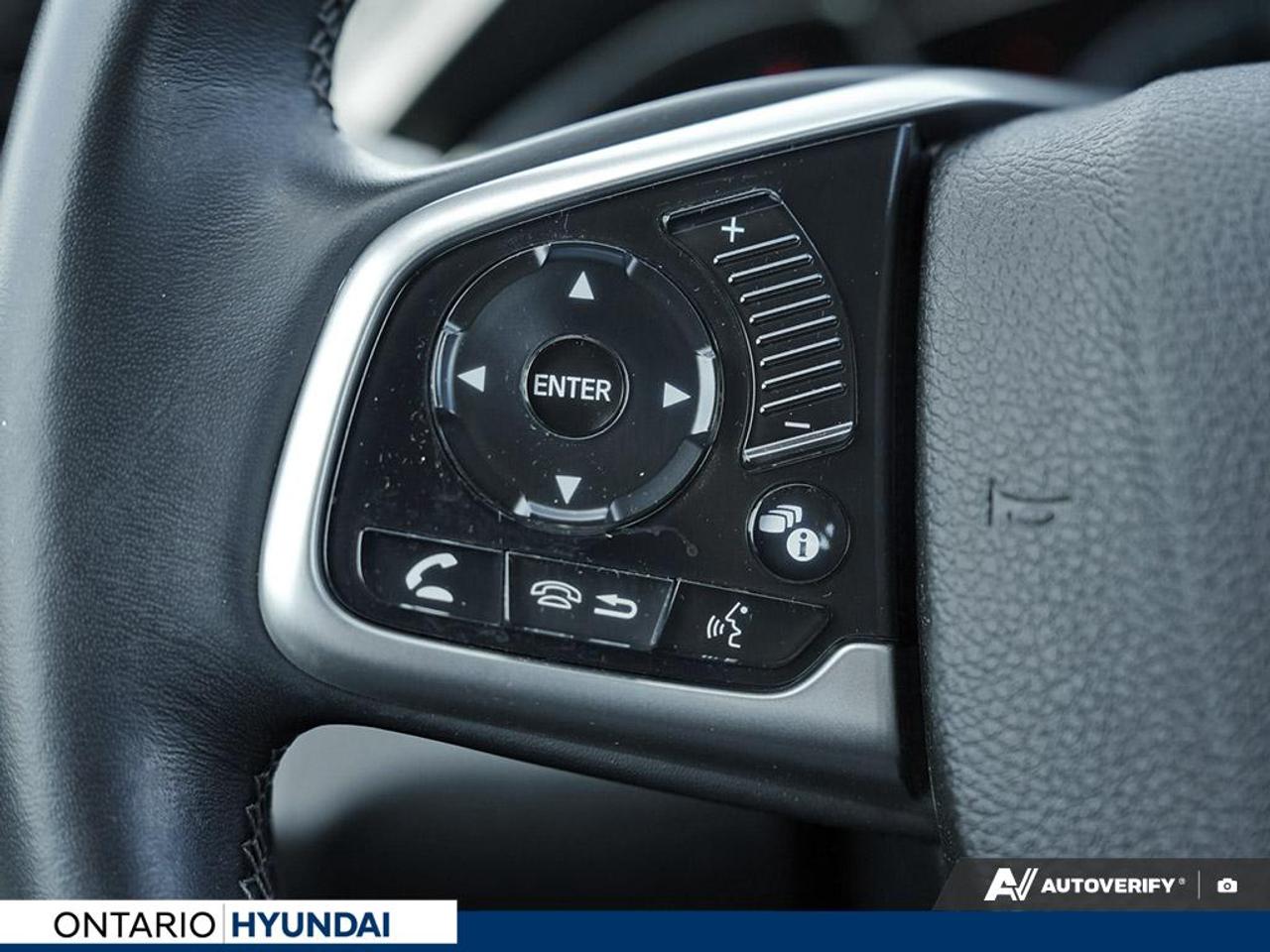 2018 Honda Civic Touring (CVT) 4dr Sedan Photo