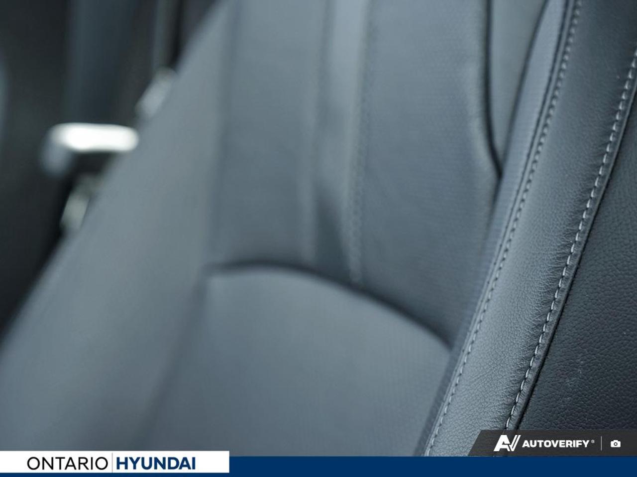2018 Honda Civic Touring (CVT) 4dr Sedan Photo