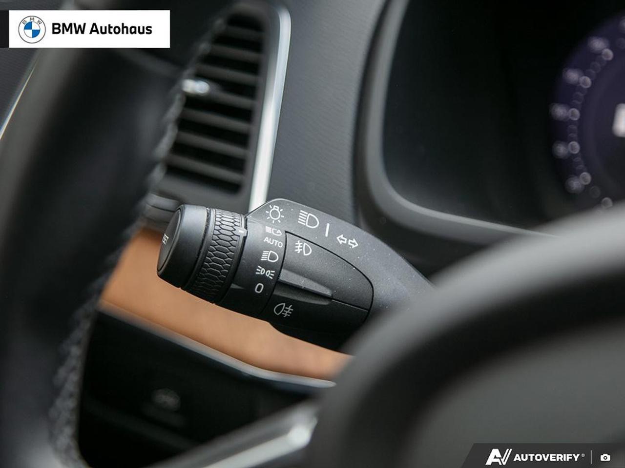2023 Volvo XC90 B6 AWD Core 7-Seater Photo