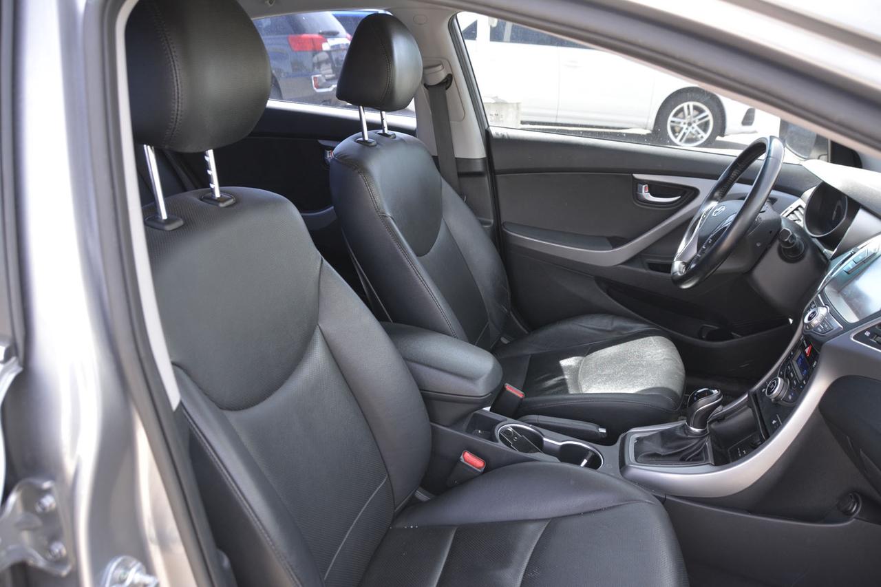 2015 Hyundai Elantra Limited Photo